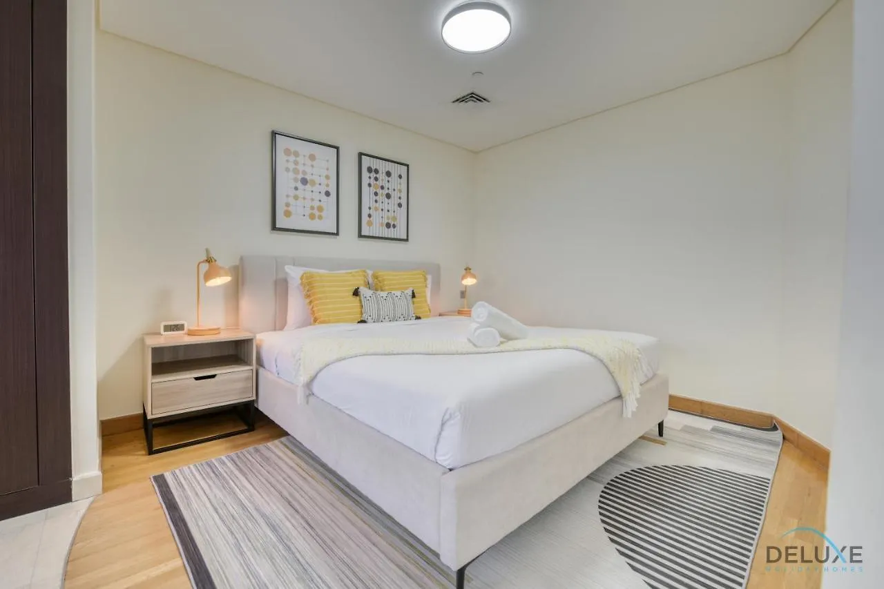 Best Price Cozy 1Br With Balcony & Prime Location By Deluxe Holiday Homes Dubai Apartment